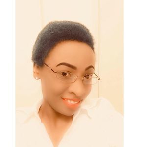 Meet your Posher, Liz